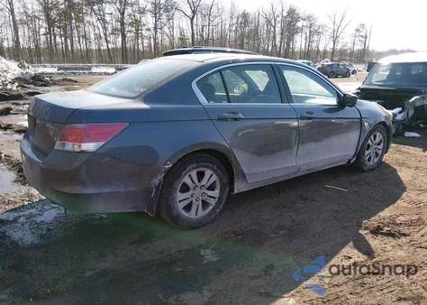 2008 Honda Accord 2.4 Lx-P z USA, uszkodzony, nr VIN 1HGCP26498A049834